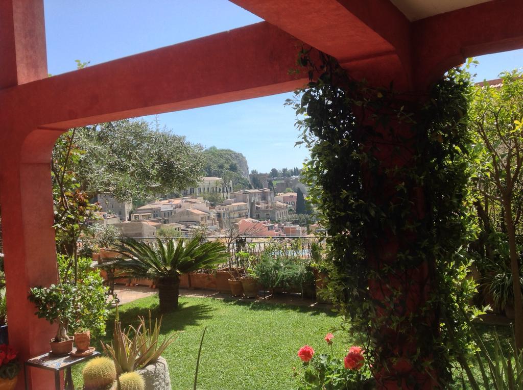 Bed and Breakfast Rocca Castello Taormina Exterior foto