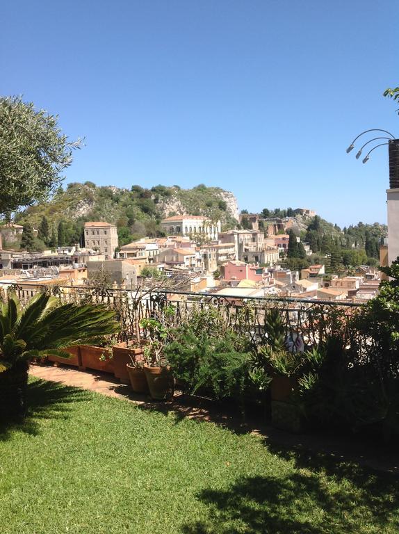Bed and Breakfast Rocca Castello Taormina Exterior foto