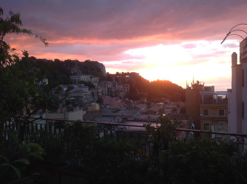 Bed and Breakfast Rocca Castello Taormina Exterior foto