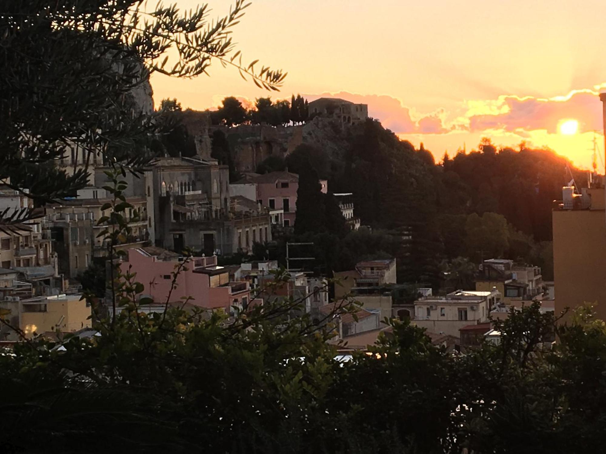 Bed and Breakfast Rocca Castello Taormina Exterior foto